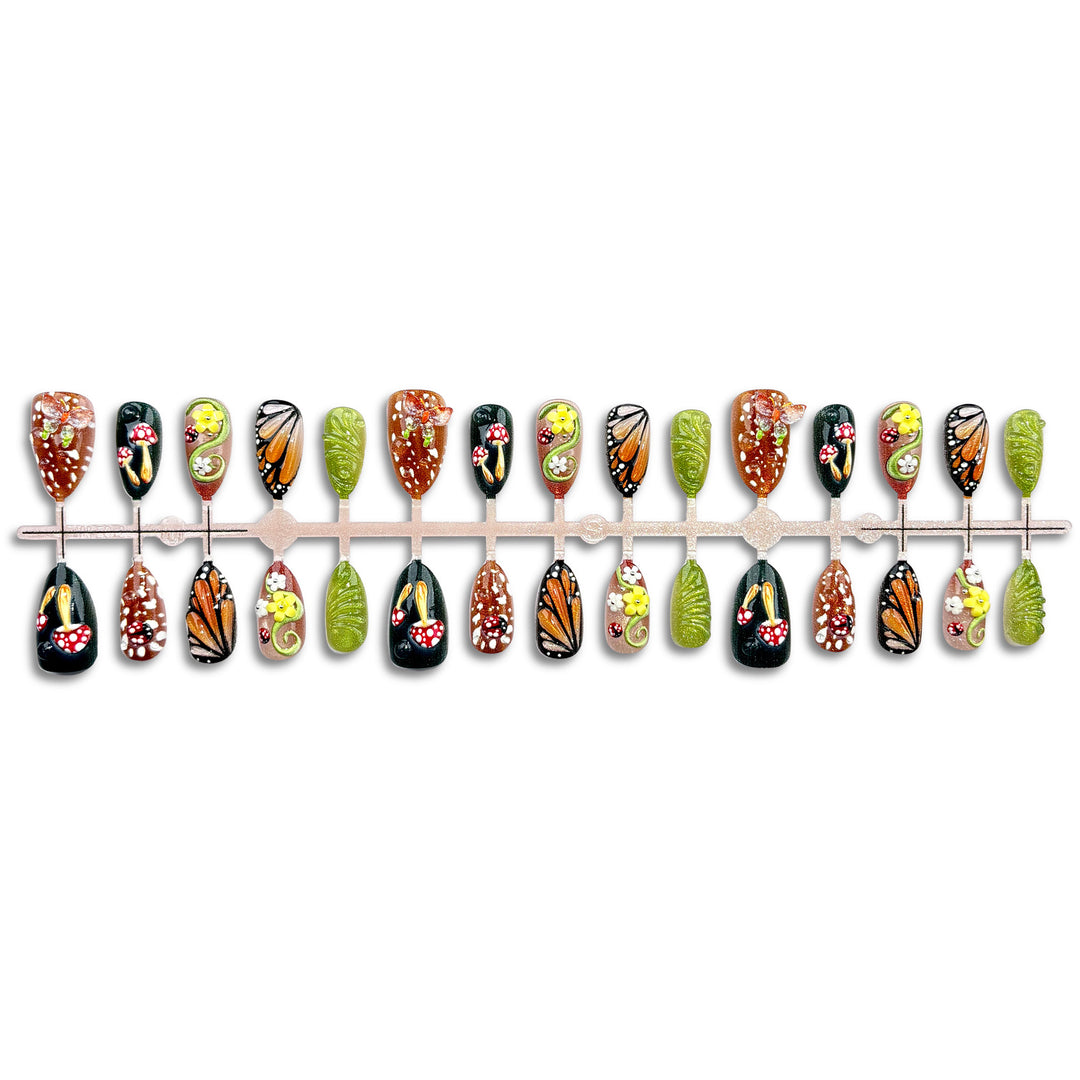 Artistic Nature-Inspired Press-On Nail Set