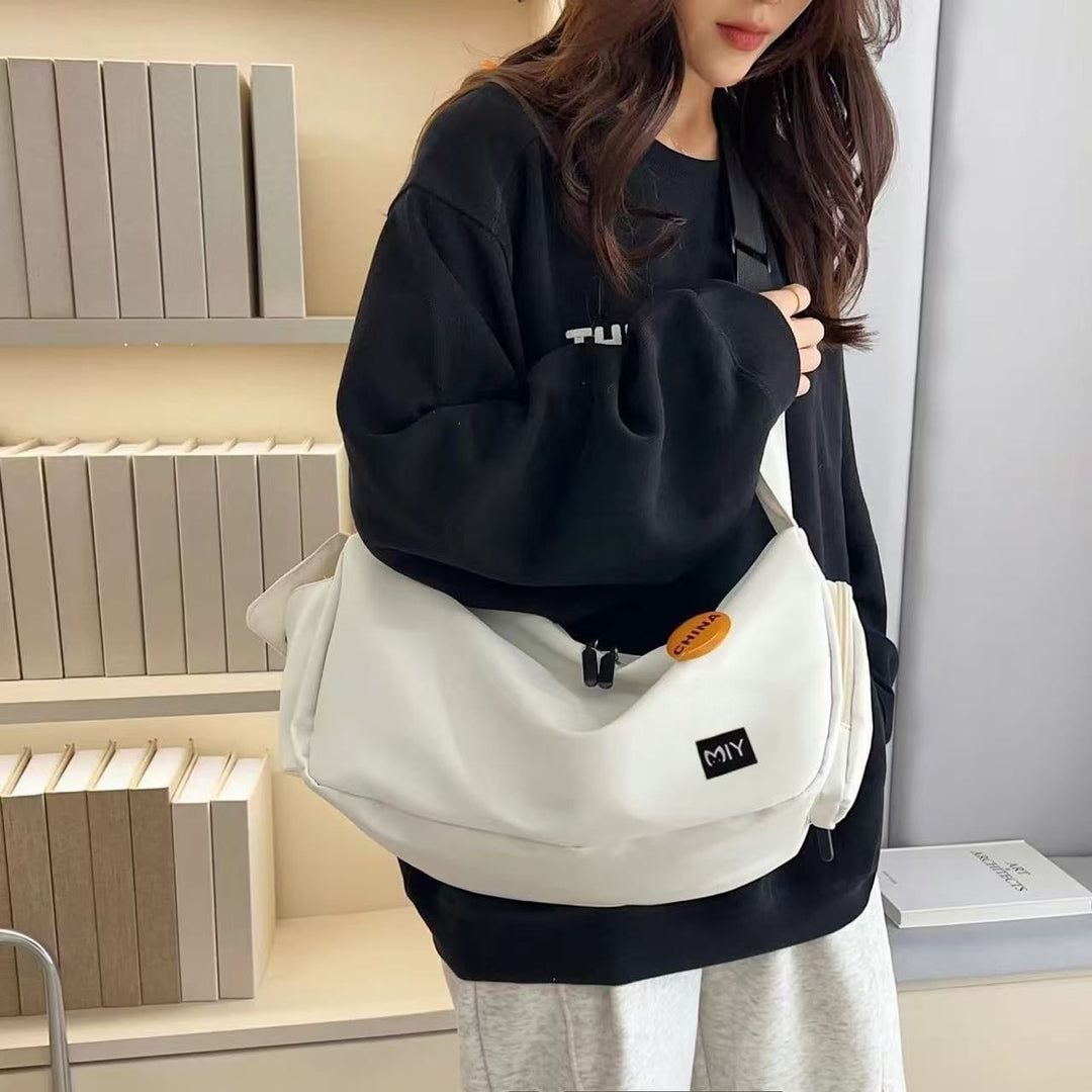 Shoulder bag with practical compartments Stornfield