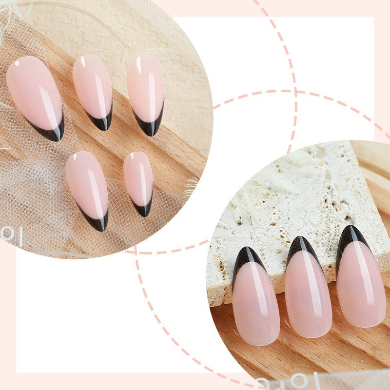 Artificial nail set with elegant black and white lace design Stornfield
