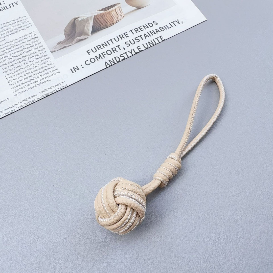 Multifunctional Knot Keychain Accessory Stornfield