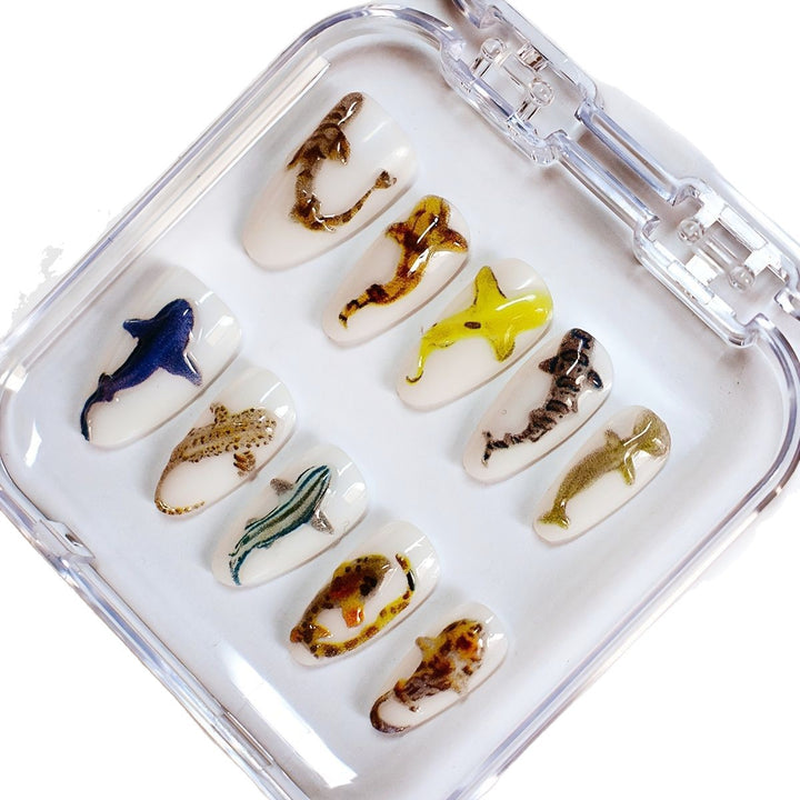 Artistic Shark-Themed Press-On Nail Art Stornfield