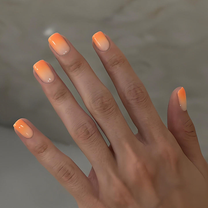 Acrylic nail set with elegant ombré design Stornfield