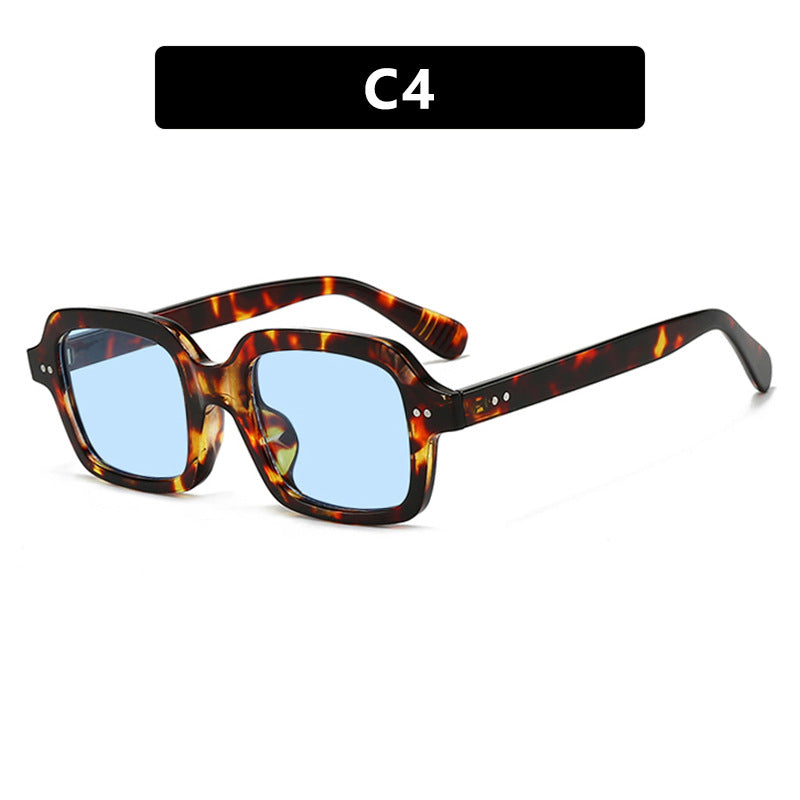 Ladies modern square sunglasses with wide frame and elegant design Stornfield