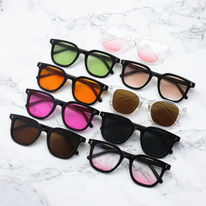 Fashion-Forward Oversized Square Sunglasses Stornfield