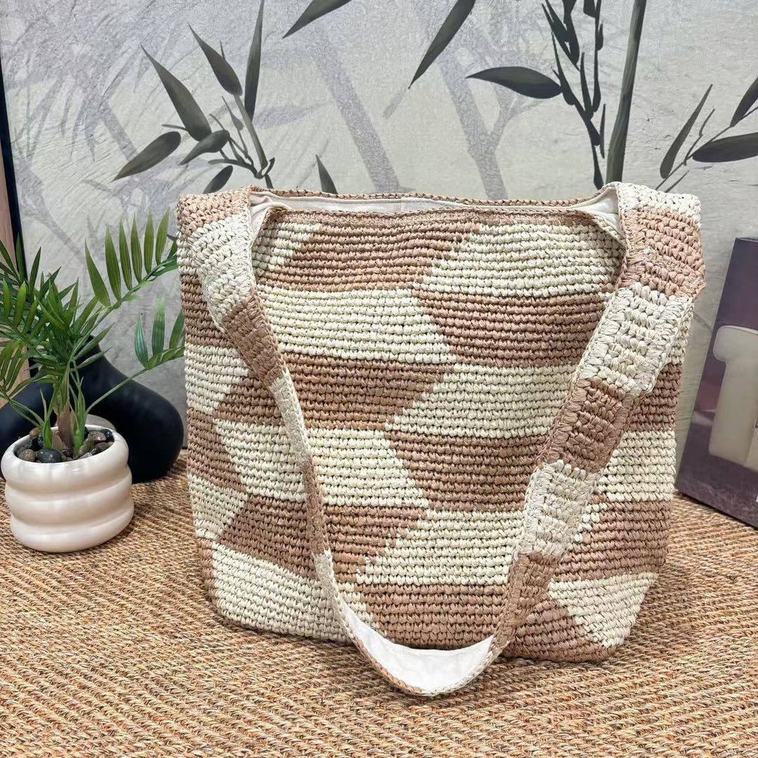 Handcrafted crossbody bag with geometric pattern Stornfield