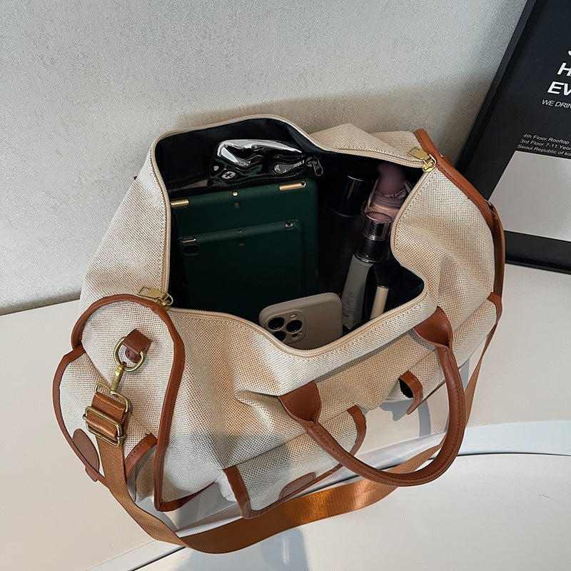 Elegant Leisure Duffel Bag with Multiple Compartments Stornfield