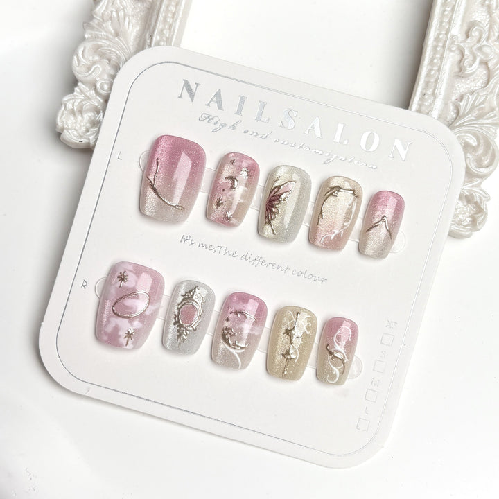 Artistic Floral-Design Press-On Nails