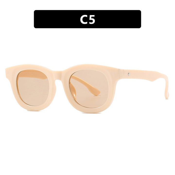Women's trendy oversized sunglasses with distinctive design Stornfield