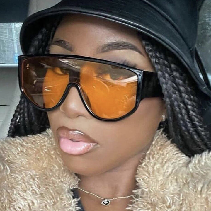 Women’s fashion sunglasses with extraterrestrial design Stornfield