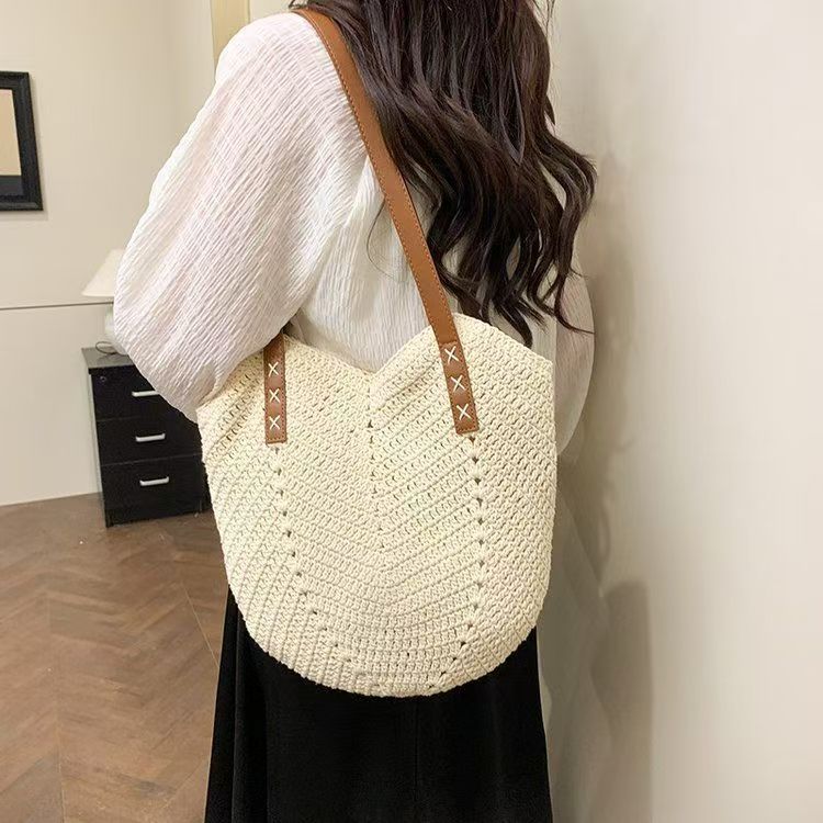 Handcrafted beach bag with elegant leather handles Stornfield