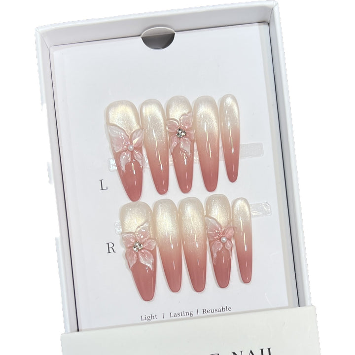 Floral Decorative Press-On Nail Tips