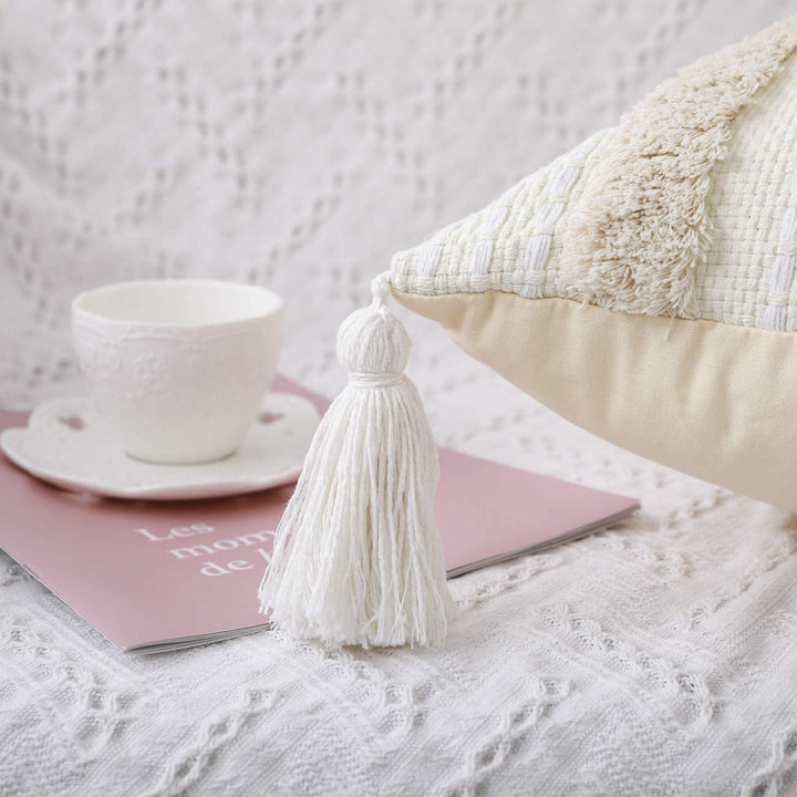 Women Structured Pillowcase with Tassels Stornfield