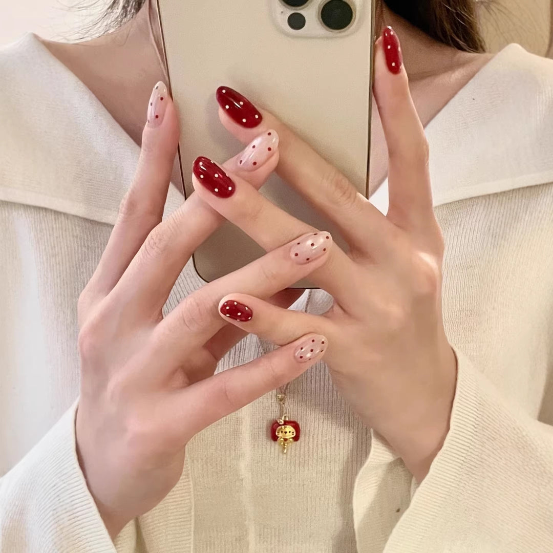 Artistic Press-On Nail Art Set with Polka Dot and Glossy Finish