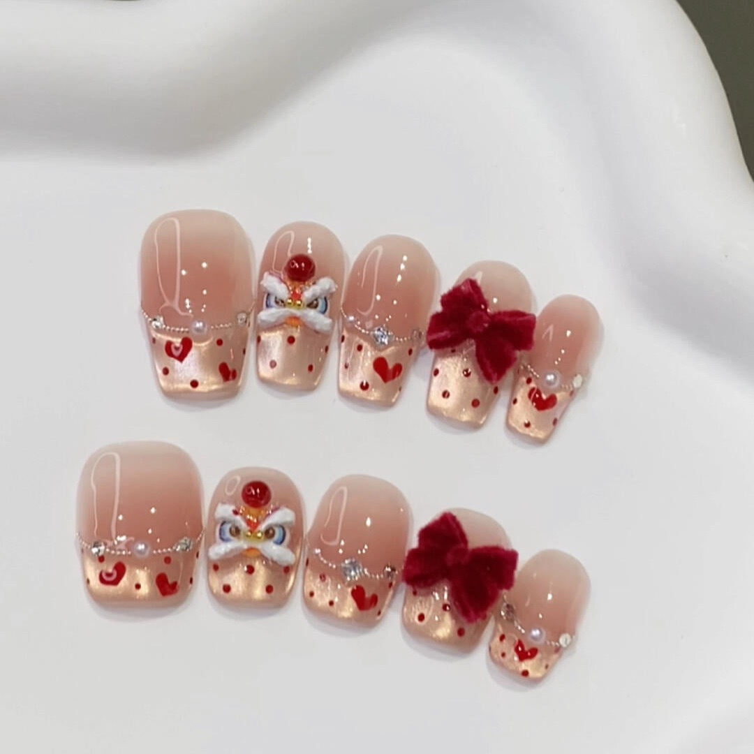 Creative nail art with flower and fruit motifs Stornfield