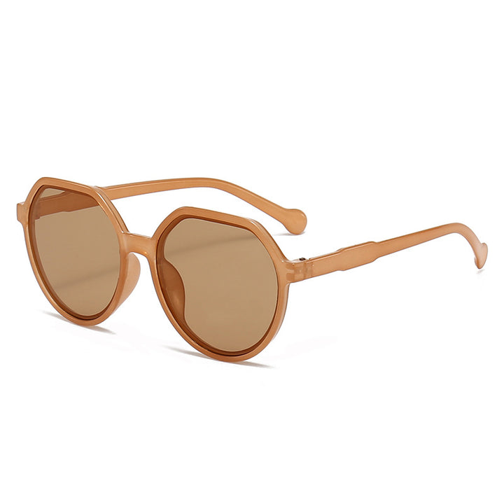 Vintage-Inspired Oversized Sunglasses