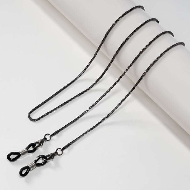 Minimalist Eyewear Chain Stornfield