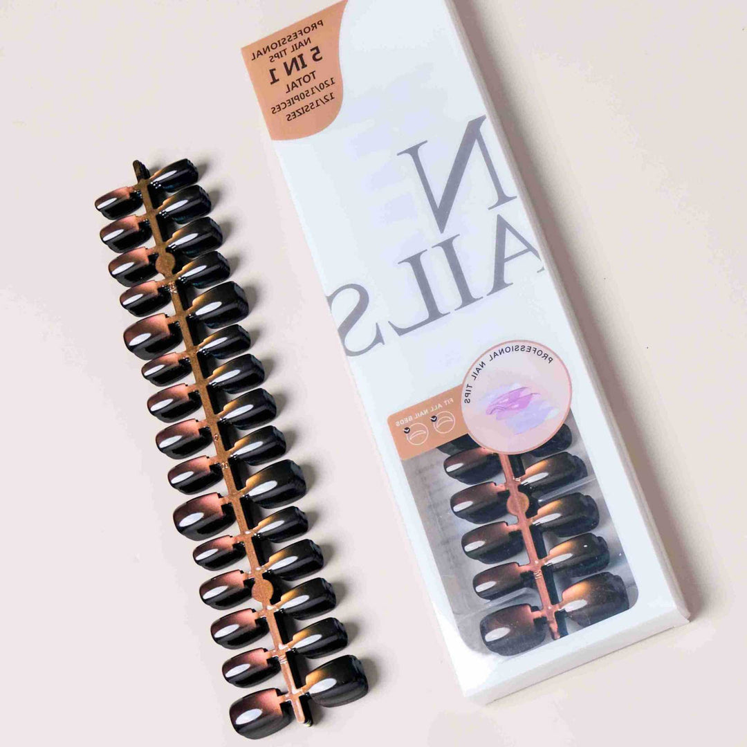 Professional Press-On Nail Kit Stornfield