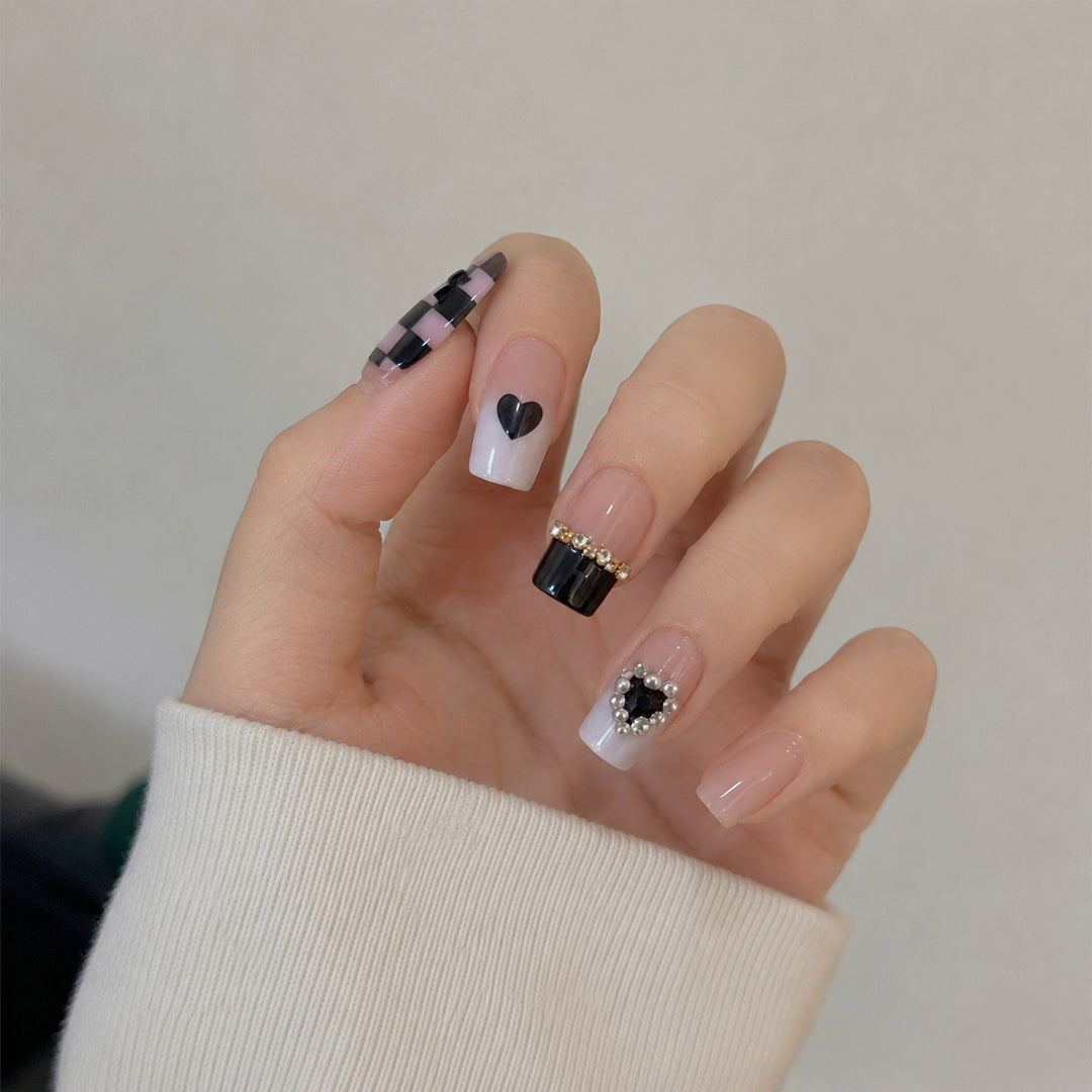 Artistic Heart-Inspired Press-On Nails Stornfield