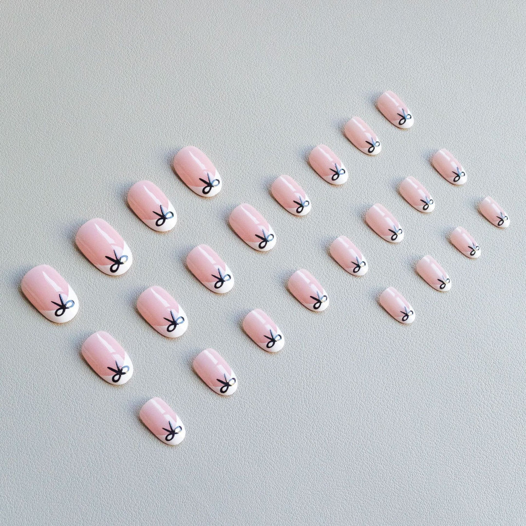 Elegant Bow Accent Nail Art Kit