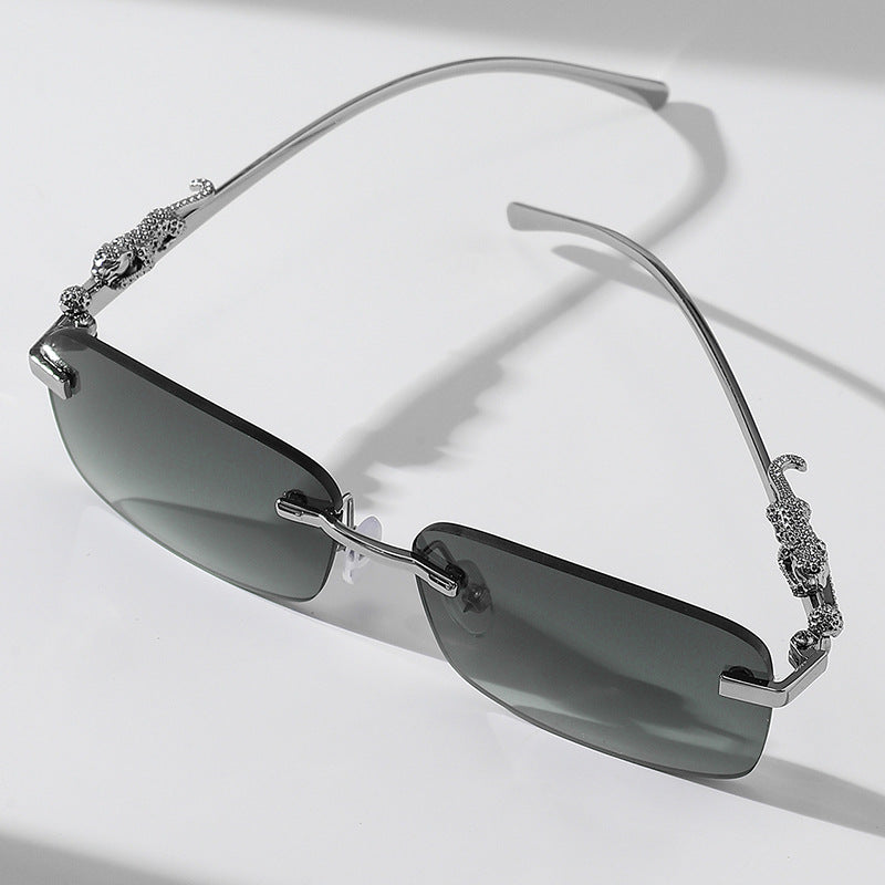 Women's fashionable sunglasses with ornate decorations Stornfield