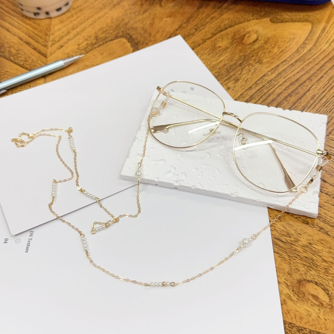 Elegant Pearl Chain Necklace Stornfield