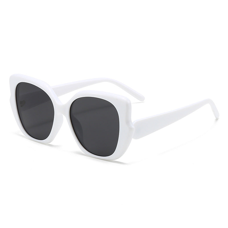 Women's oversized fashionable sunglasses with curved frame Stornfield