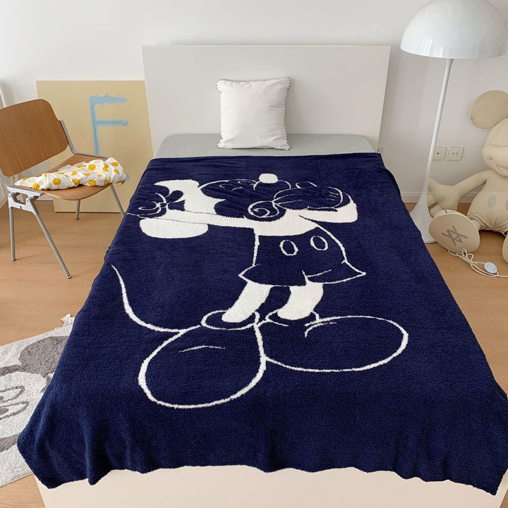 Cozy bedspread made of microfiber with a large woven cartoon motif