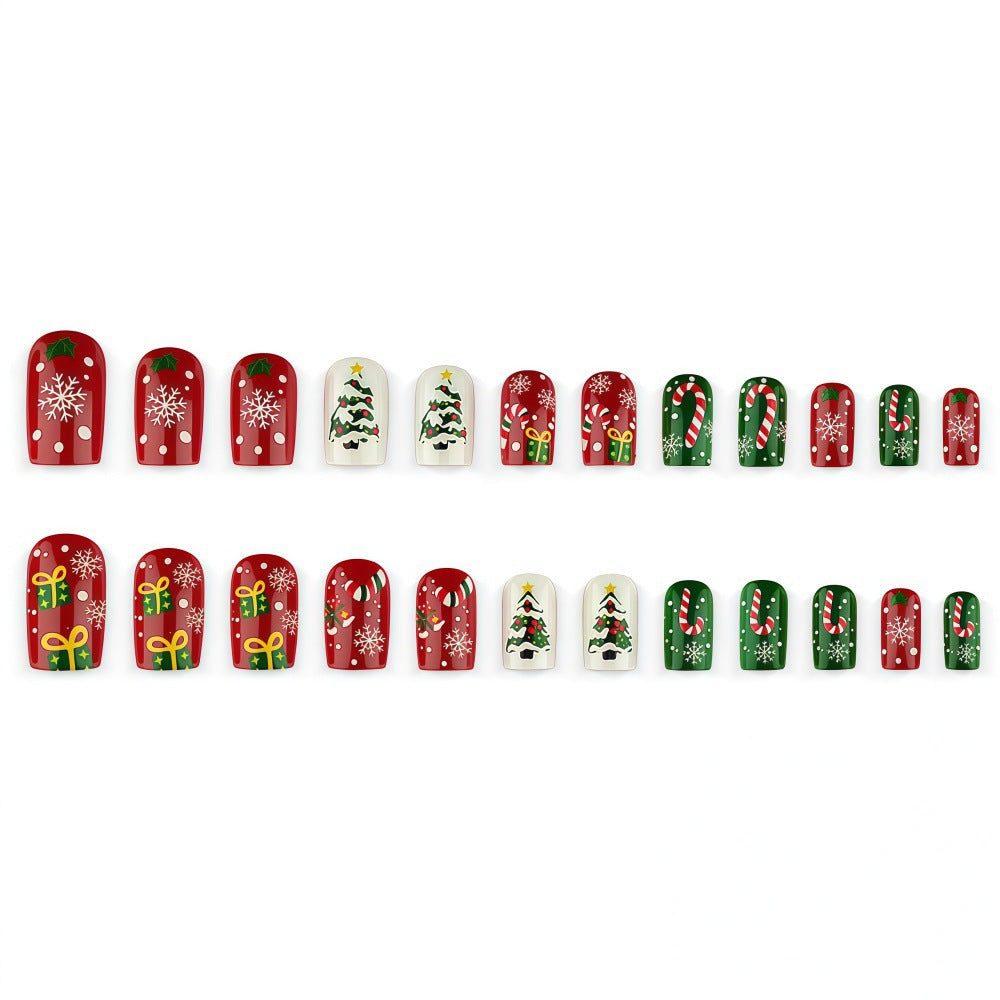 Christmas art nails in festive design Stornfield