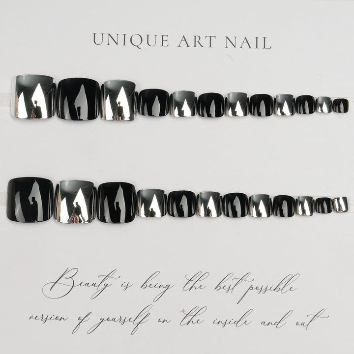 Glamorous Nail Art