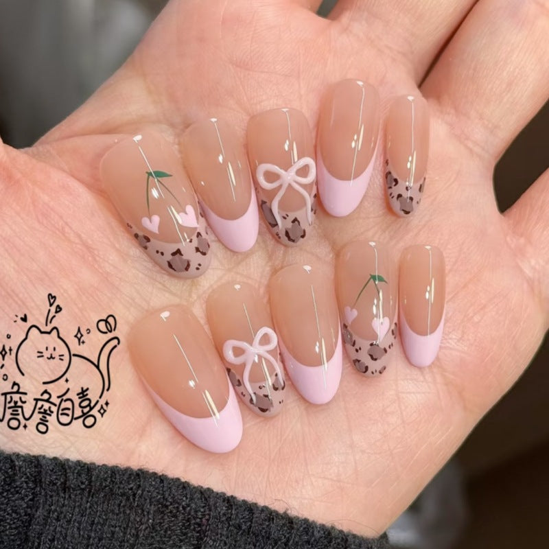 Nature-Themed Artistic Press-On Nail Set Stornfield