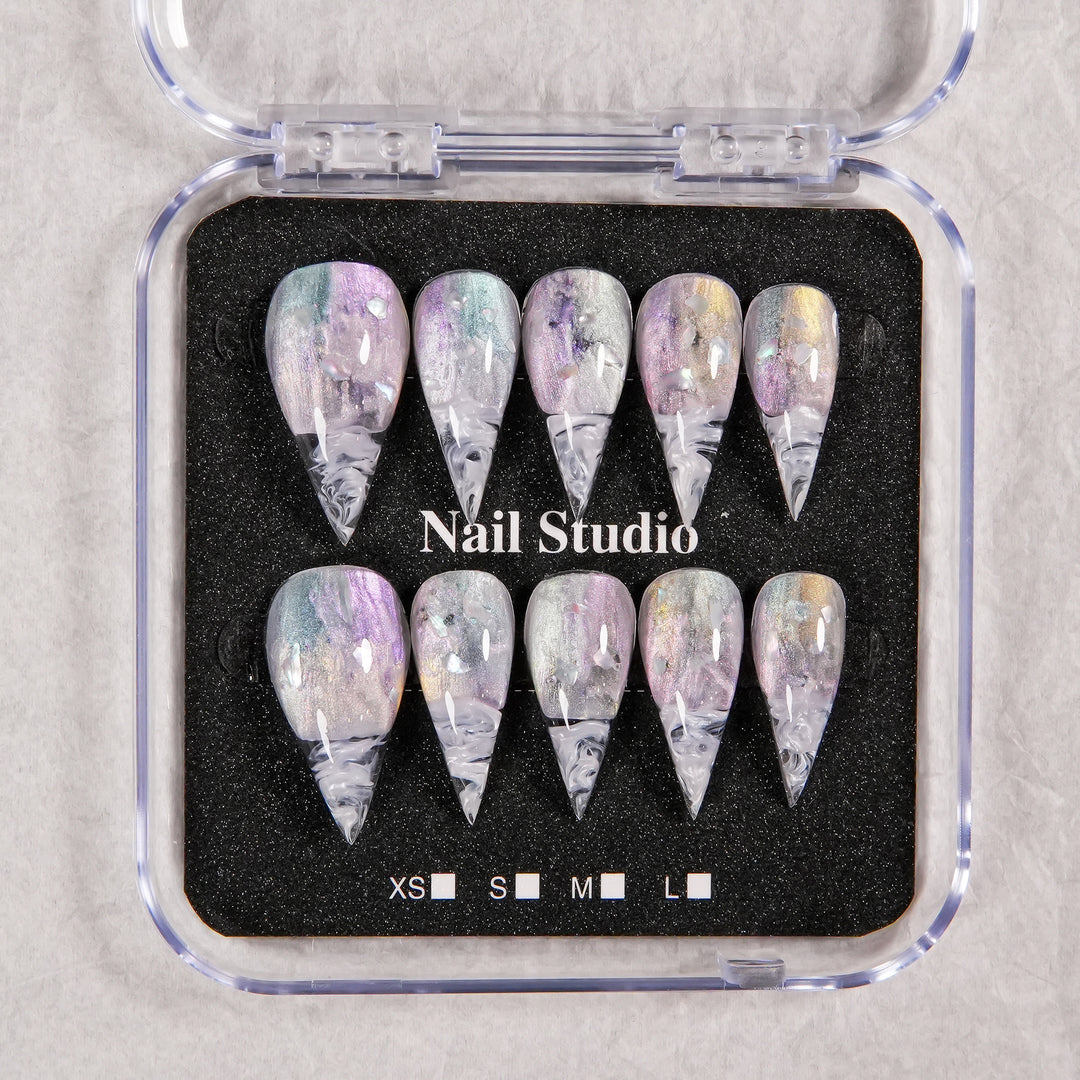 Glamorous Artistic Press-On Nail Tips