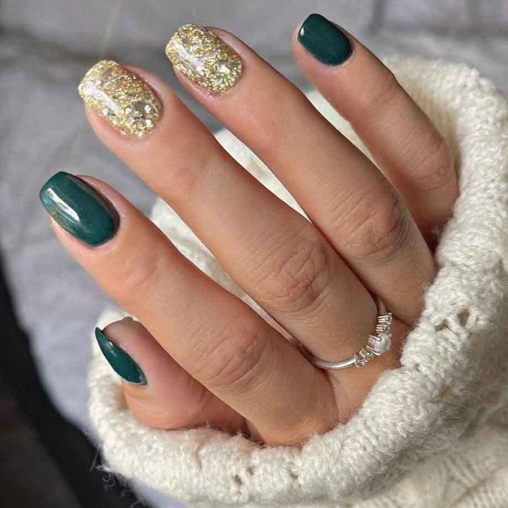 Glittering Press-On Nail Set Stornfield