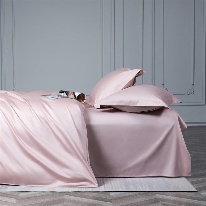 Cooling satin bedding set with anti-wrinkle finish and concealed zipper