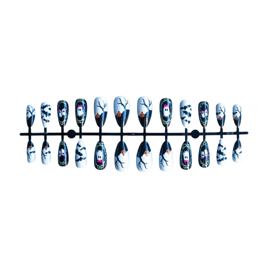 Creative Halloween-Themed Nail Art Set