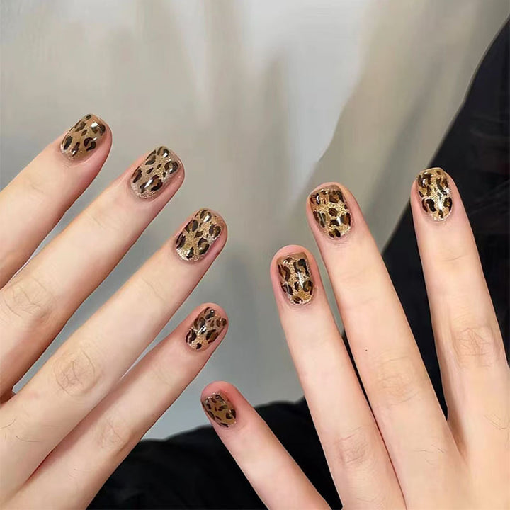Elegant French Tip Press-On Nail Set Stornfield