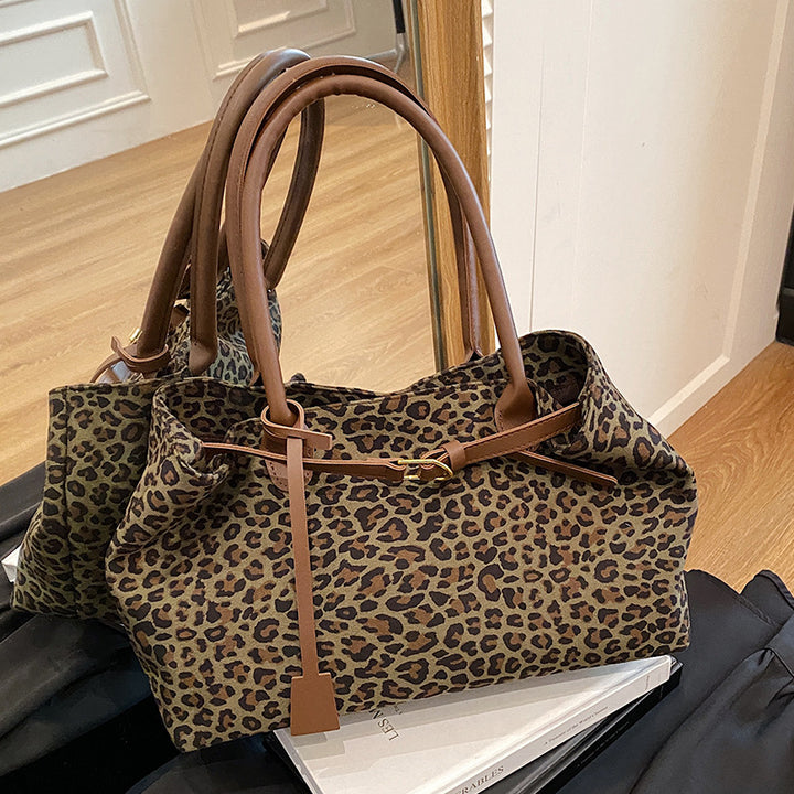 Leopard Print Handbag  1790616952