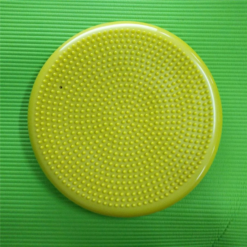 Round massage surface with special pressure knobs Stornfield