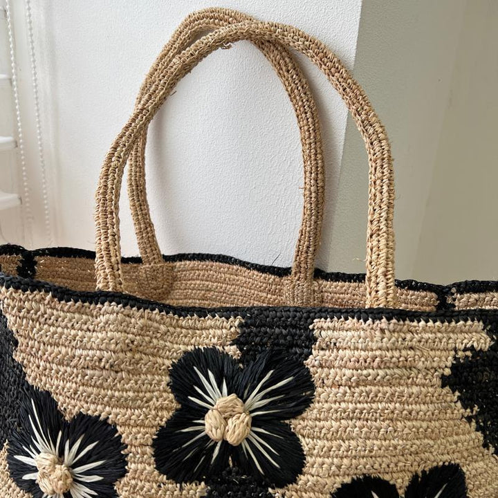 Handcrafted beach bag with floral design Stornfield
