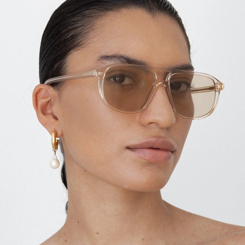 Women's fashionable sunglasses in elegant square design Stornfield