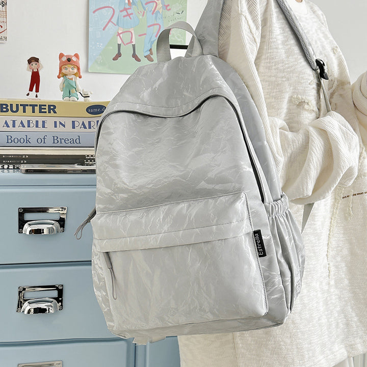 Retro-Inspired Lightweight Backpack Stornfield