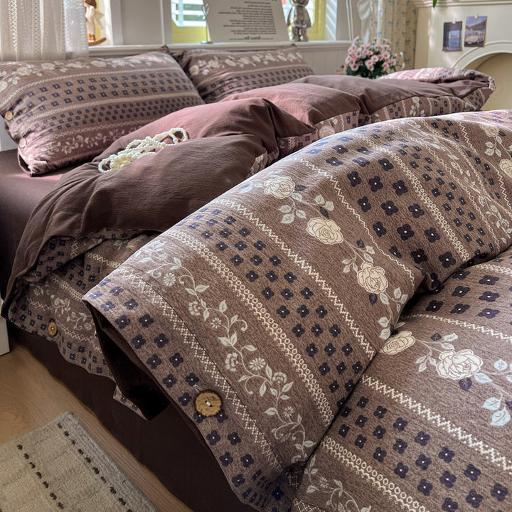 Floral Patterned Premium Bedspread