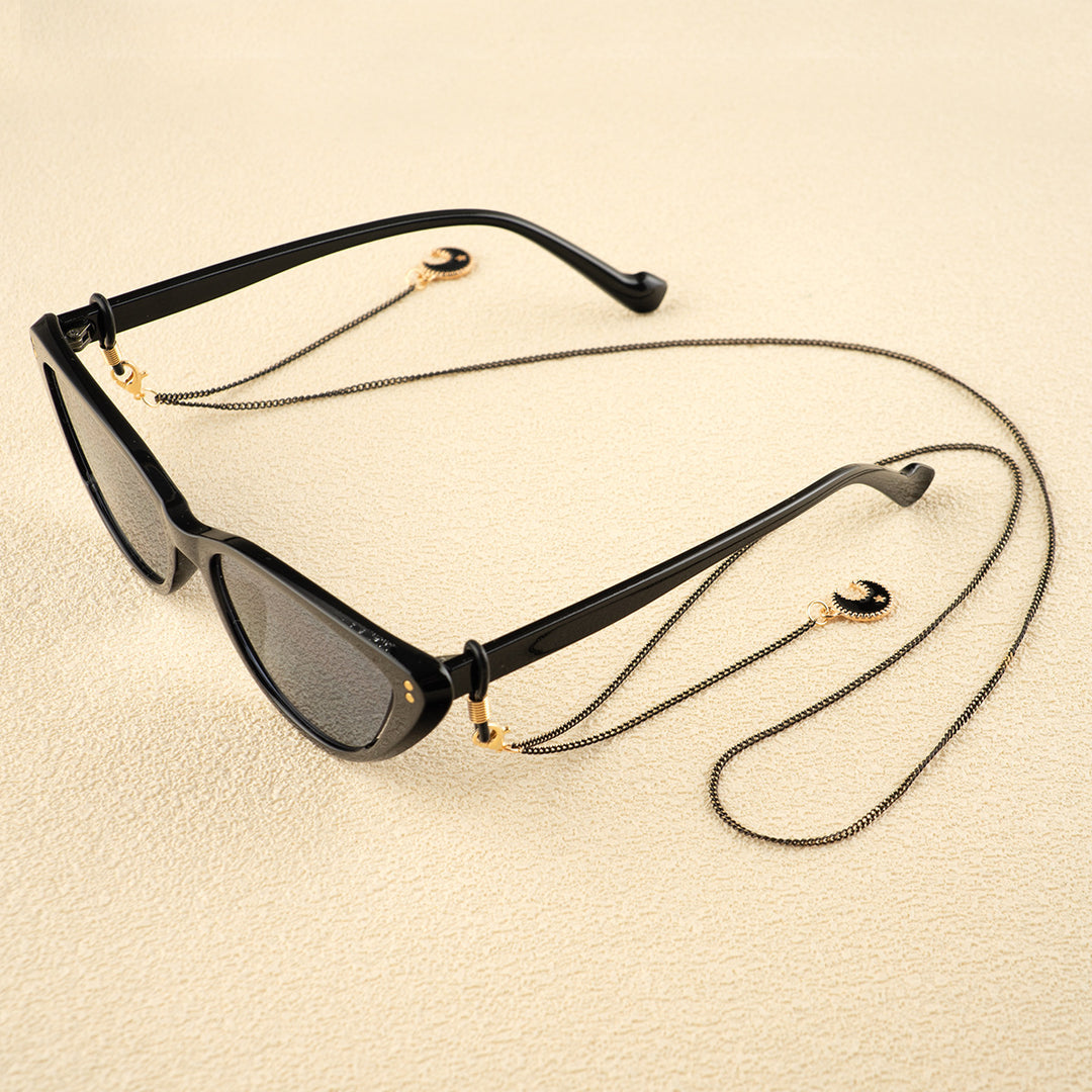 Chic Decorative Chain Eyewear Holder Stornfield