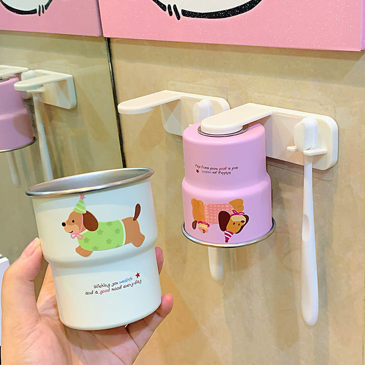 Wall-mounted toothbrush holder with playful animal design Stornfield