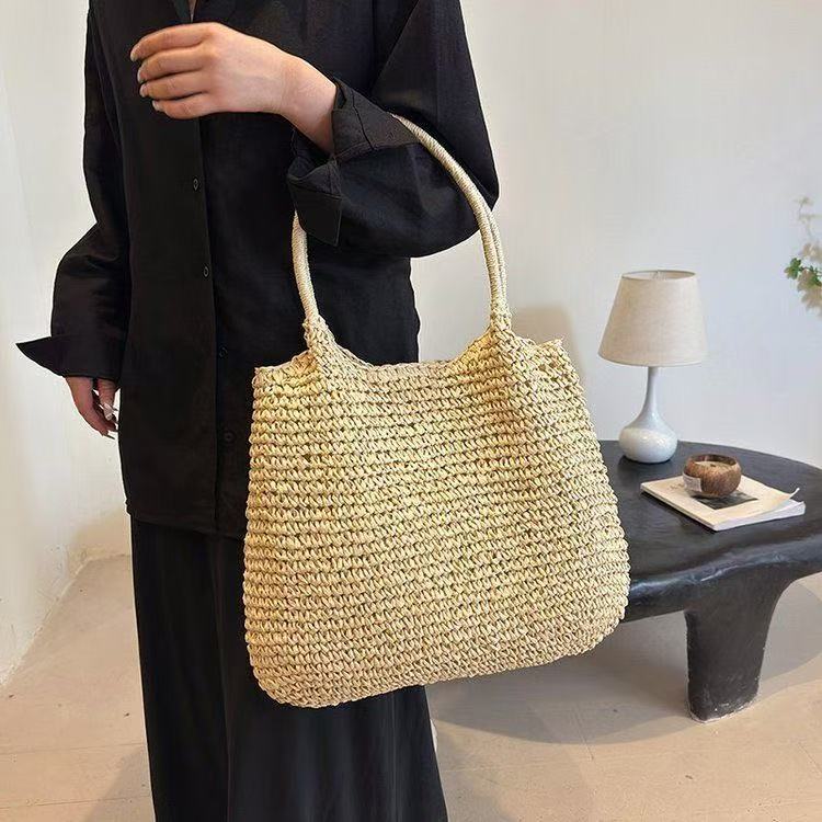 Handcrafted mesh tote Stornfield