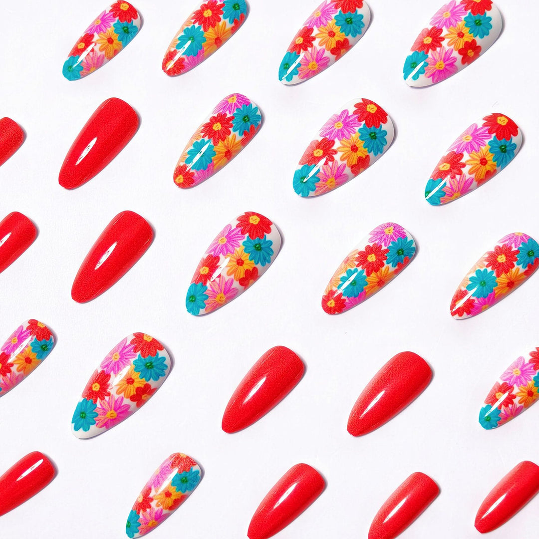 Artificial nails with Lively Flower Design Stornfield