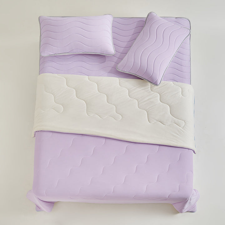 Wende-duvet-cover-and-topper-set-with-wave-quilting-and-contrast-piping