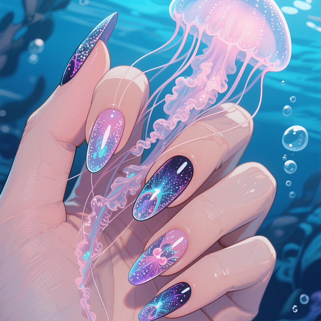Artificial nails with glittering underwater motif Stornfield