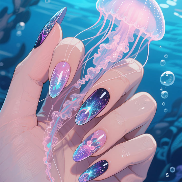 Artificial nails with glittering underwater motif Stornfield