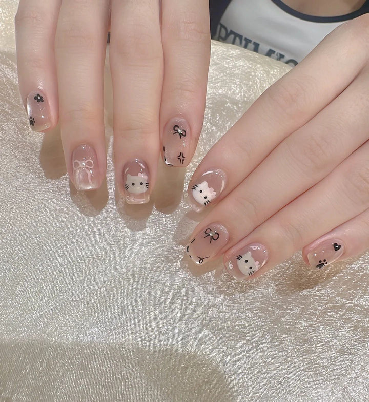 Artistic Character-Embossed Press-On Nail Set Stornfield