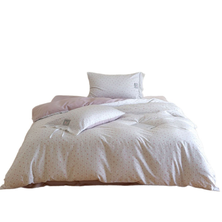 Romantic cotton bedding set with fine stripe and floral border print